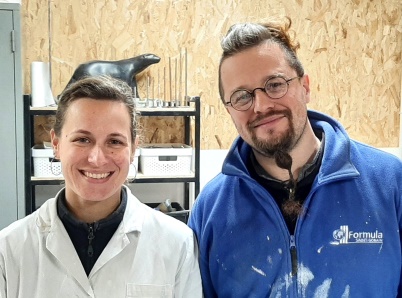 Deux artisans céramistes créent leurs micro-entreprises à Coullons dans Le Loiret après un bilan de compétences. Ils présentent leurs parcours, leurs activités et leurs projets, après 3 ans d'existence.